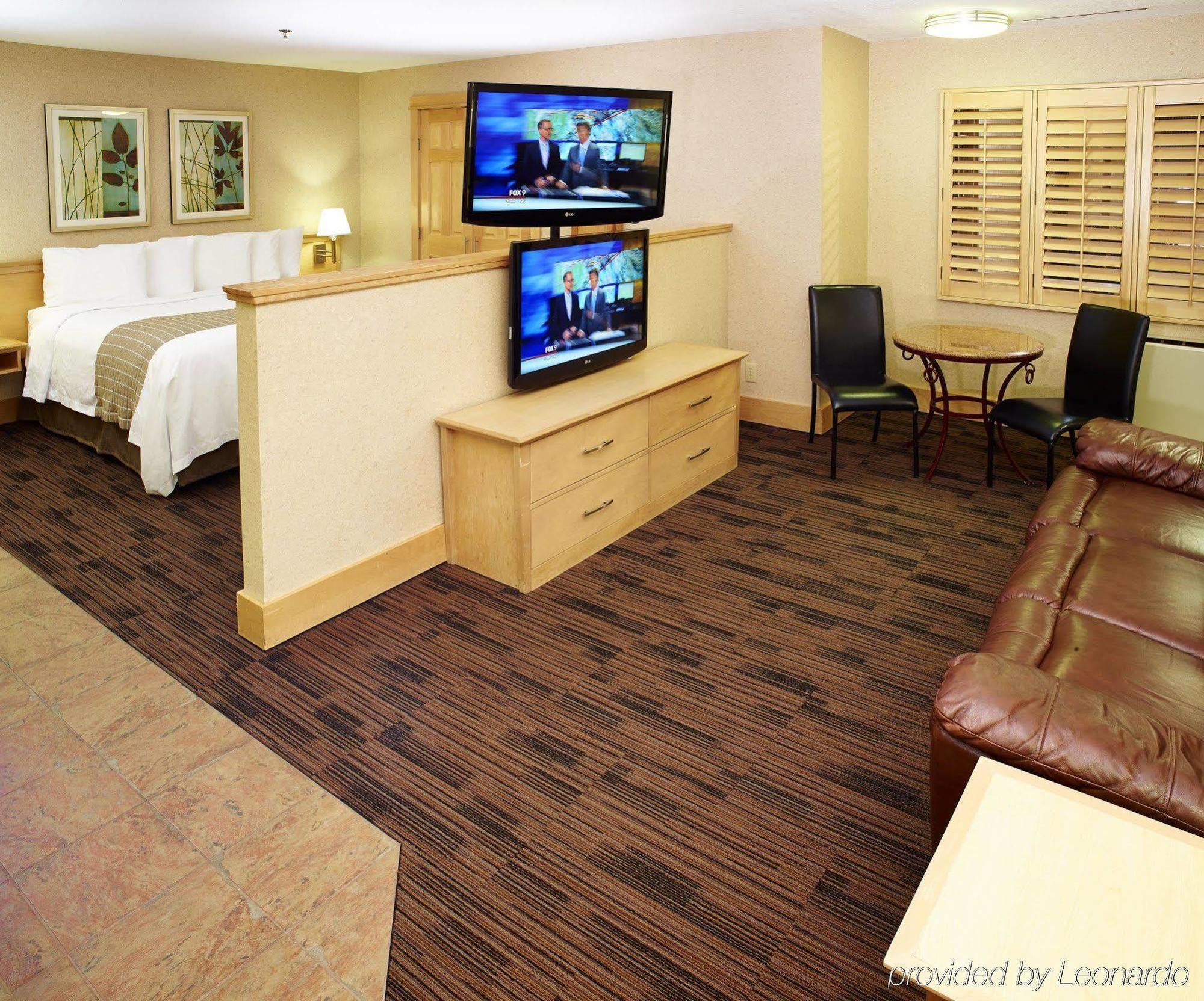 Livinn Hotel Minneapolis North / Fridley Eksteriør billede