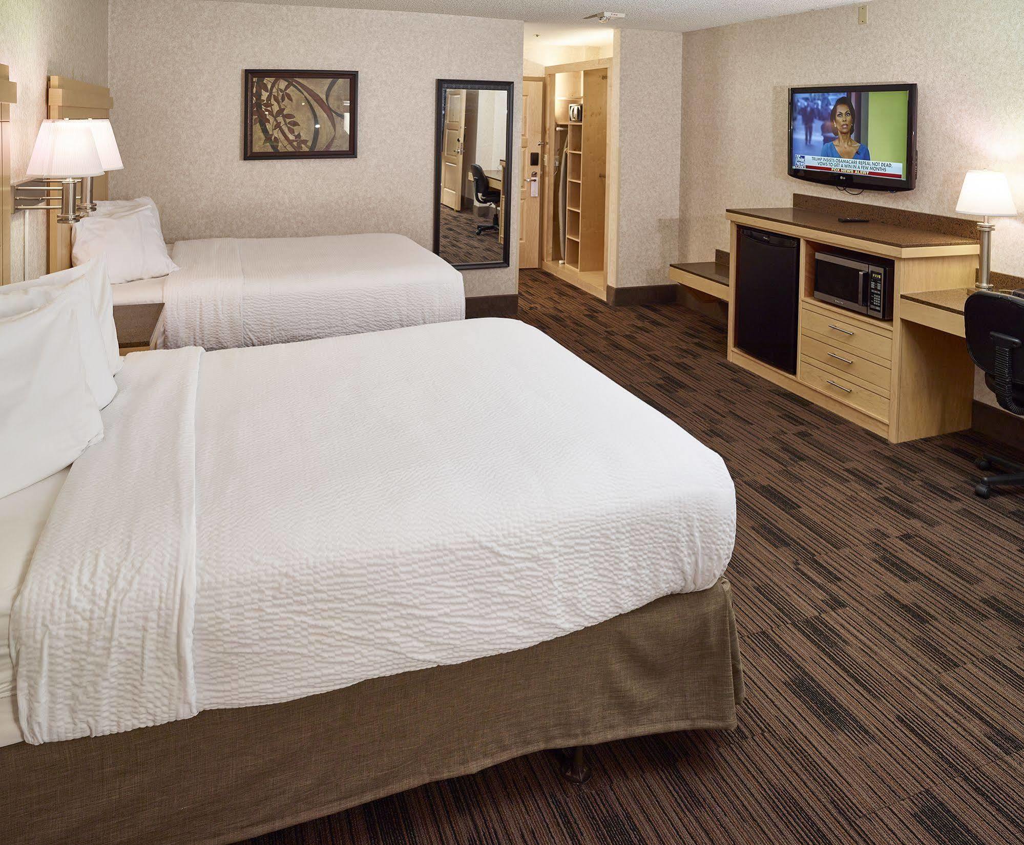 Livinn Hotel Minneapolis North / Fridley Eksteriør billede