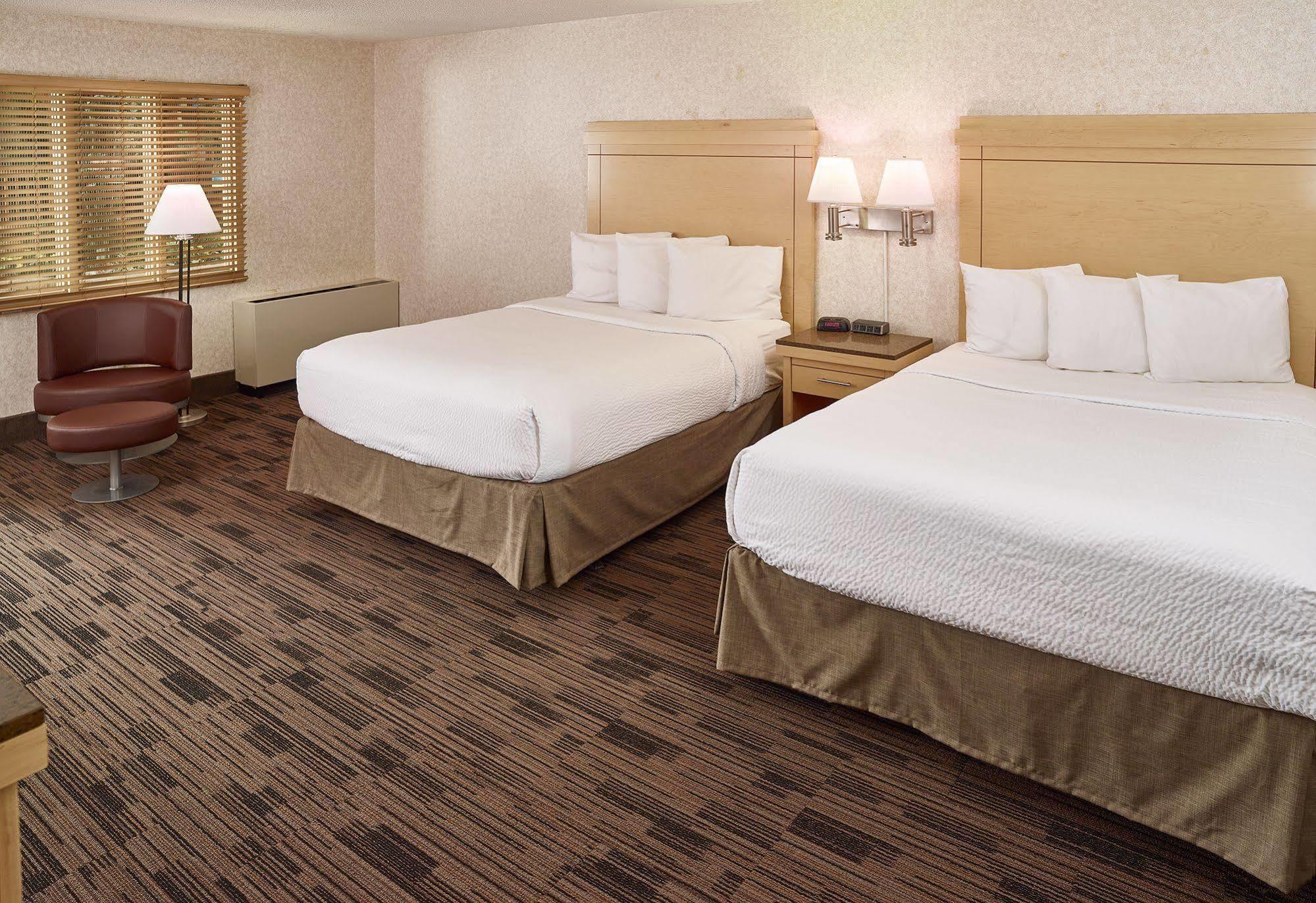 Livinn Hotel Minneapolis North / Fridley Eksteriør billede