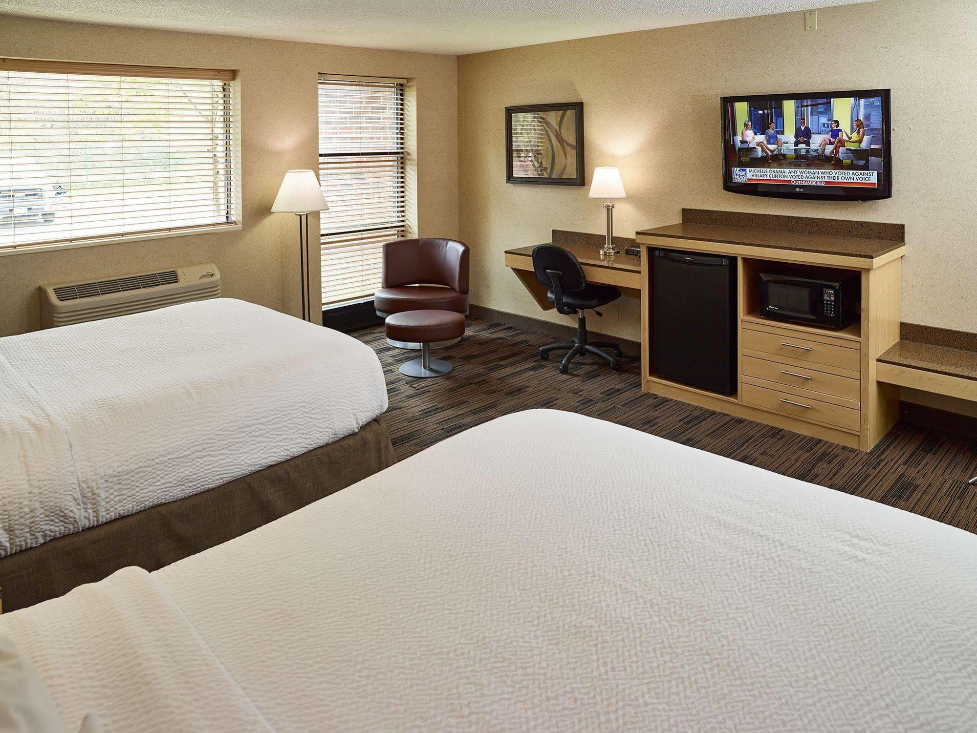 Livinn Hotel Minneapolis North / Fridley Eksteriør billede
